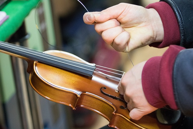 Changing a violin String