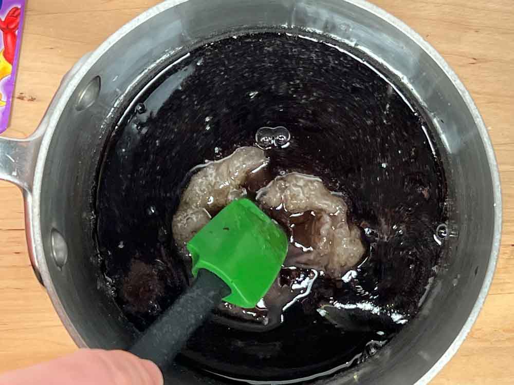 Adding gelatin to sugar/Kool-aid mixture